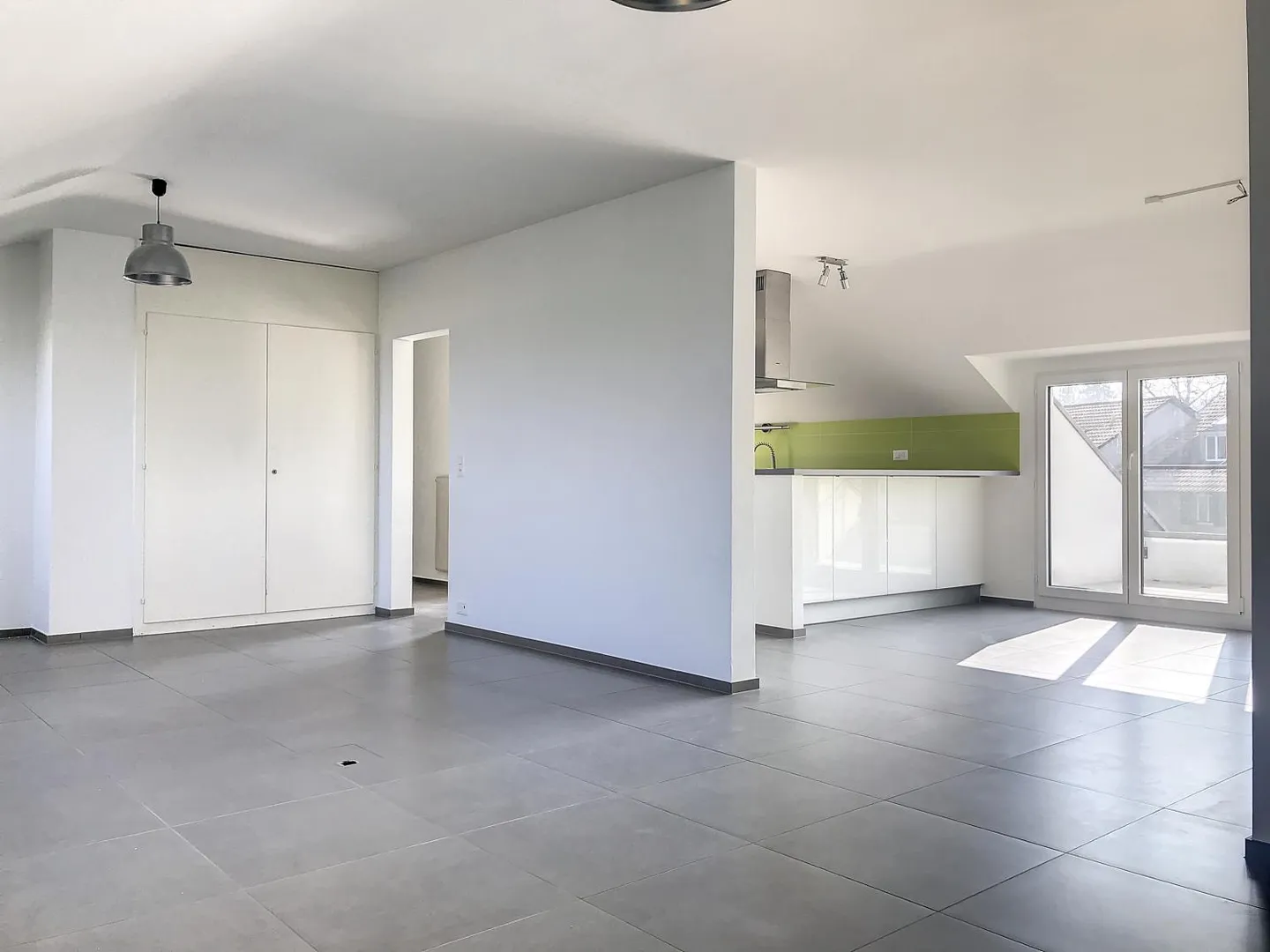 6-room apartment - Photo 13 of 13