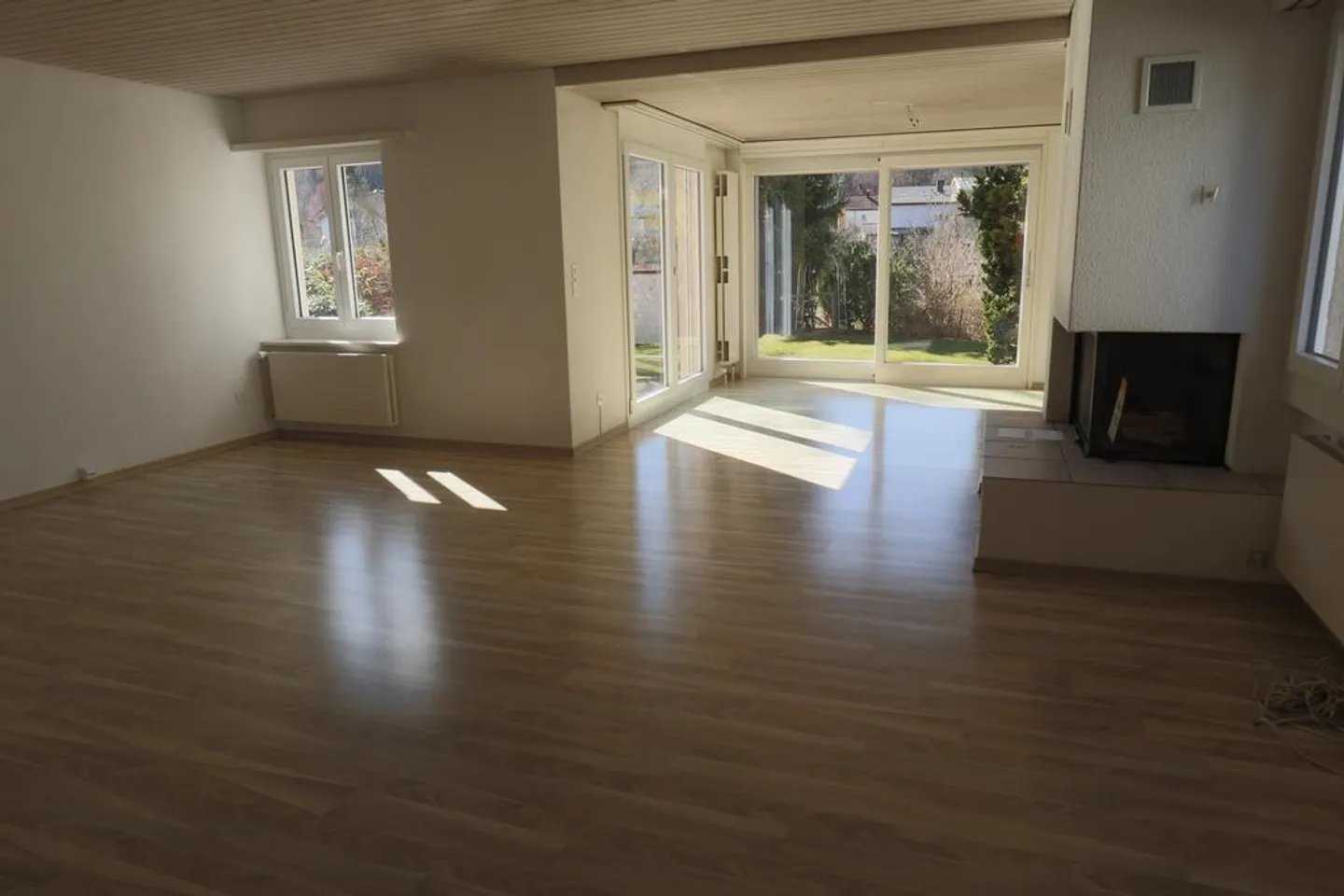 Appartamento al piano terra in un quartiere accogliente - 1 mese di affitto gratuito - Foto 3 di 8