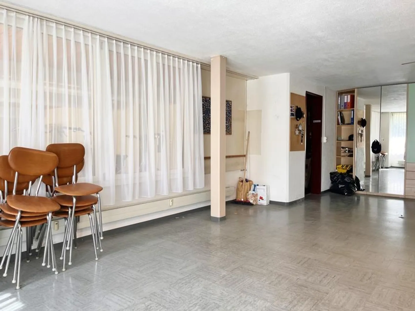 Spacious Office/Commercial Space for Versatile Opportunities - Photo 3 of 6