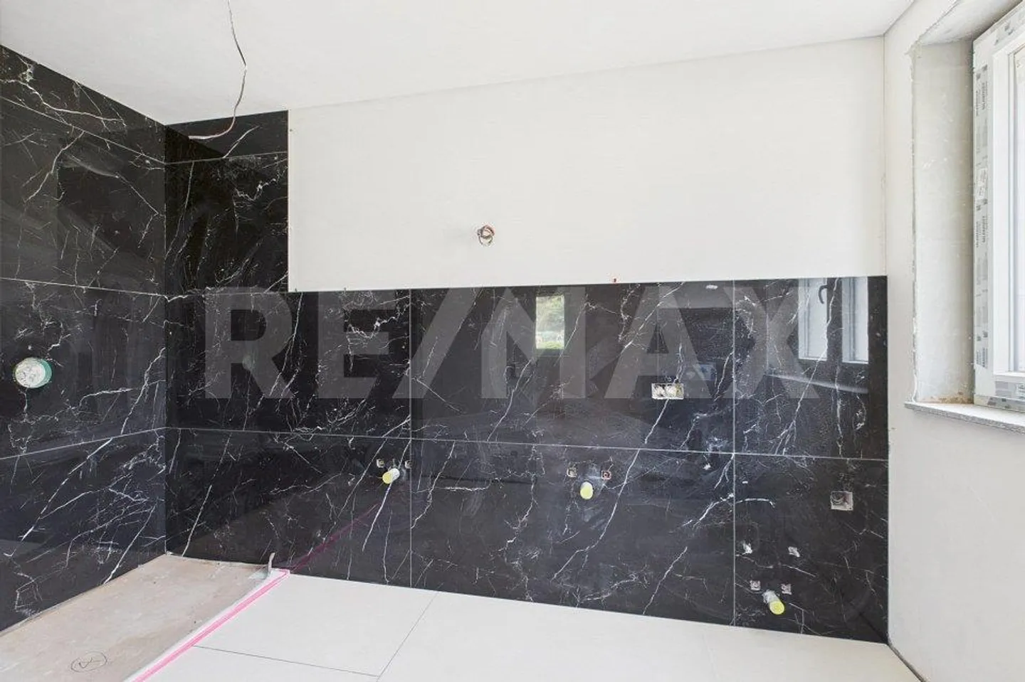 New 4.5 room apartments with terraces or private gardens - Photo 5 of 9