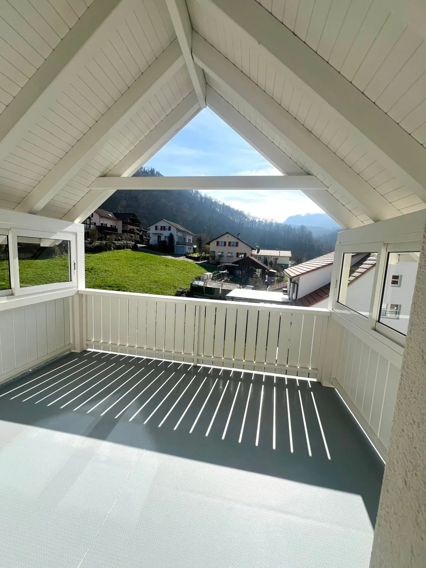 Geräumige Wohnung mit Aussicht - Foto 1 von 25