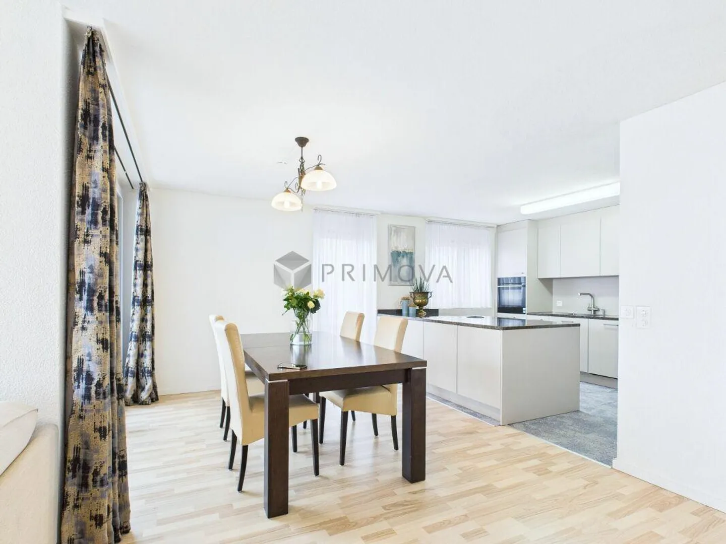 Guaranteed sunny side - 5.5-room terrace house with a wide view - Photo 3 of 9