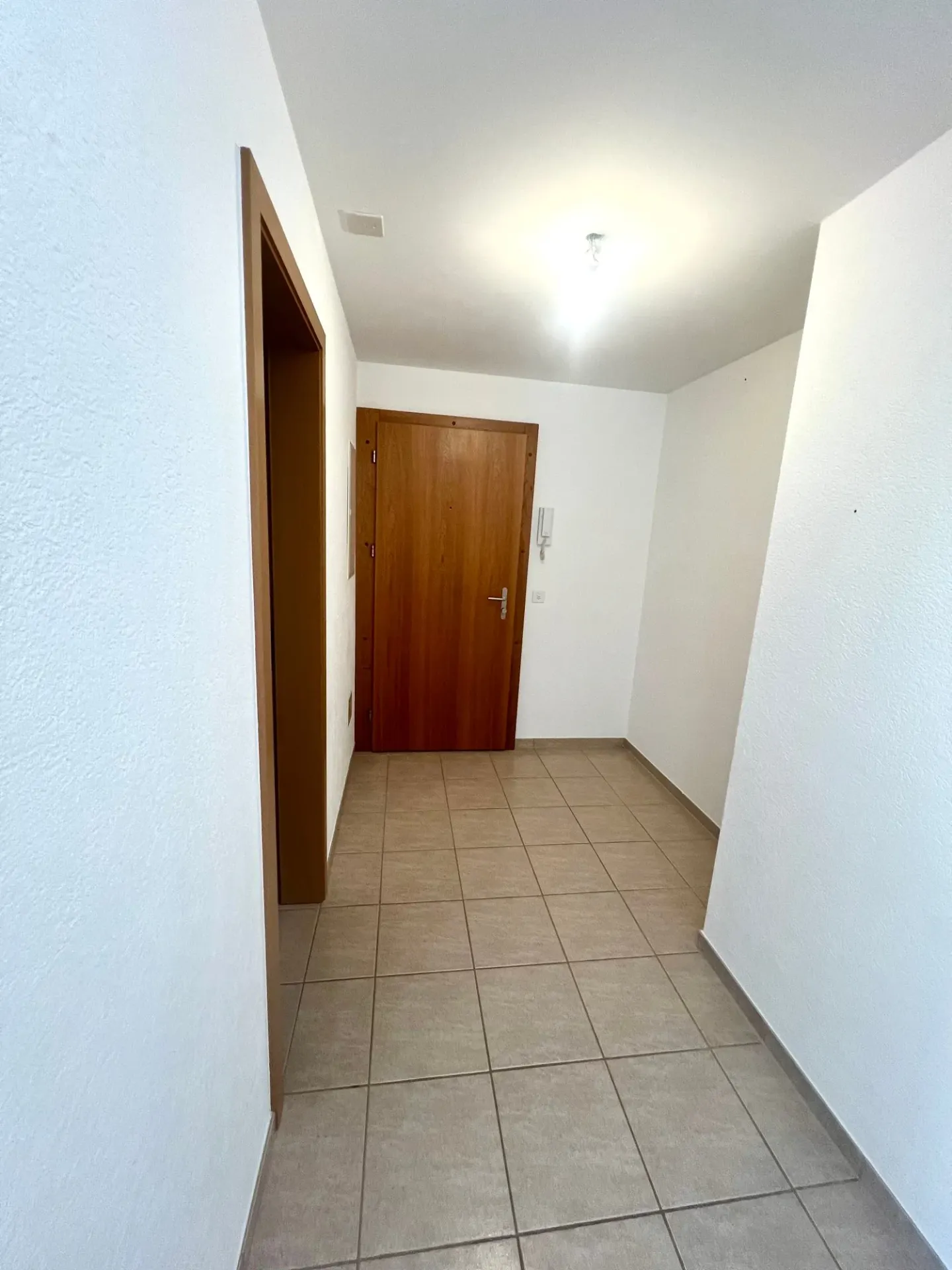 Geräumige Wohnung mit Aussicht - Foto 17 von 25