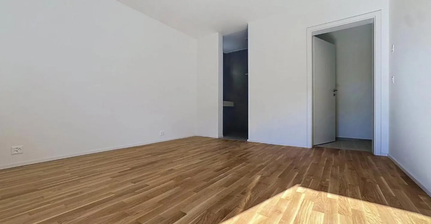 Zu vermieten in Uvrier, 3,5-Zimmer-Wohnung mit Terrasse - Foto 1 von 6