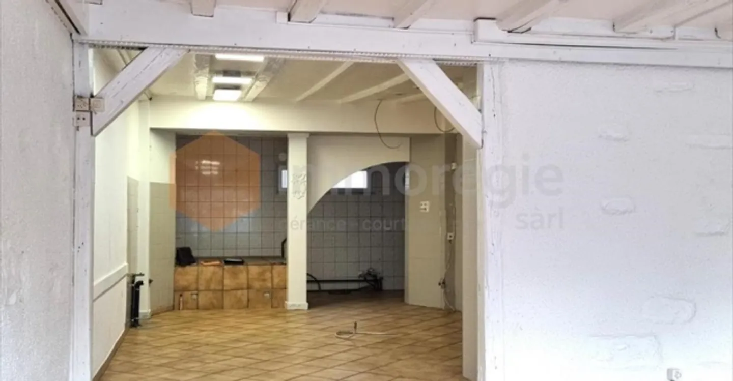 «Café 1 pièce» - Photo 1 sur 5