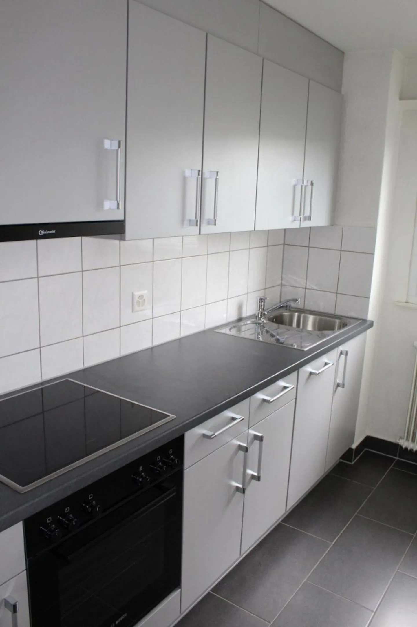 Charmant appartement 2 pièces - Photo 3 sur 7