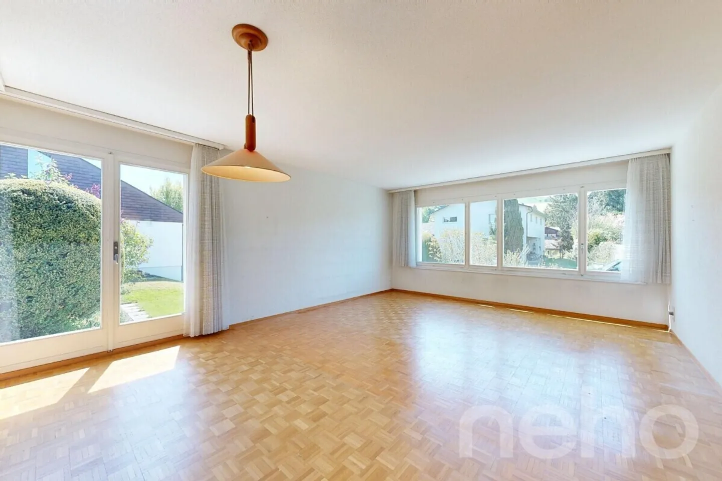 Maison individuelle avec beaucoup de potentiel et grand jardin à Huttwil - Photo 4 sur 12