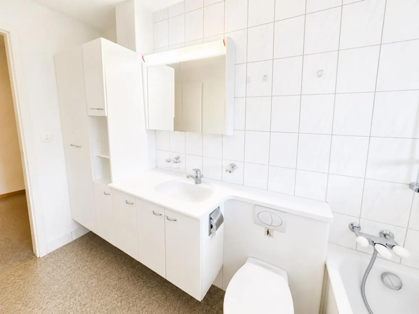 Charmant petit appartement central à Neuenkirch - Photo 3 sur 5