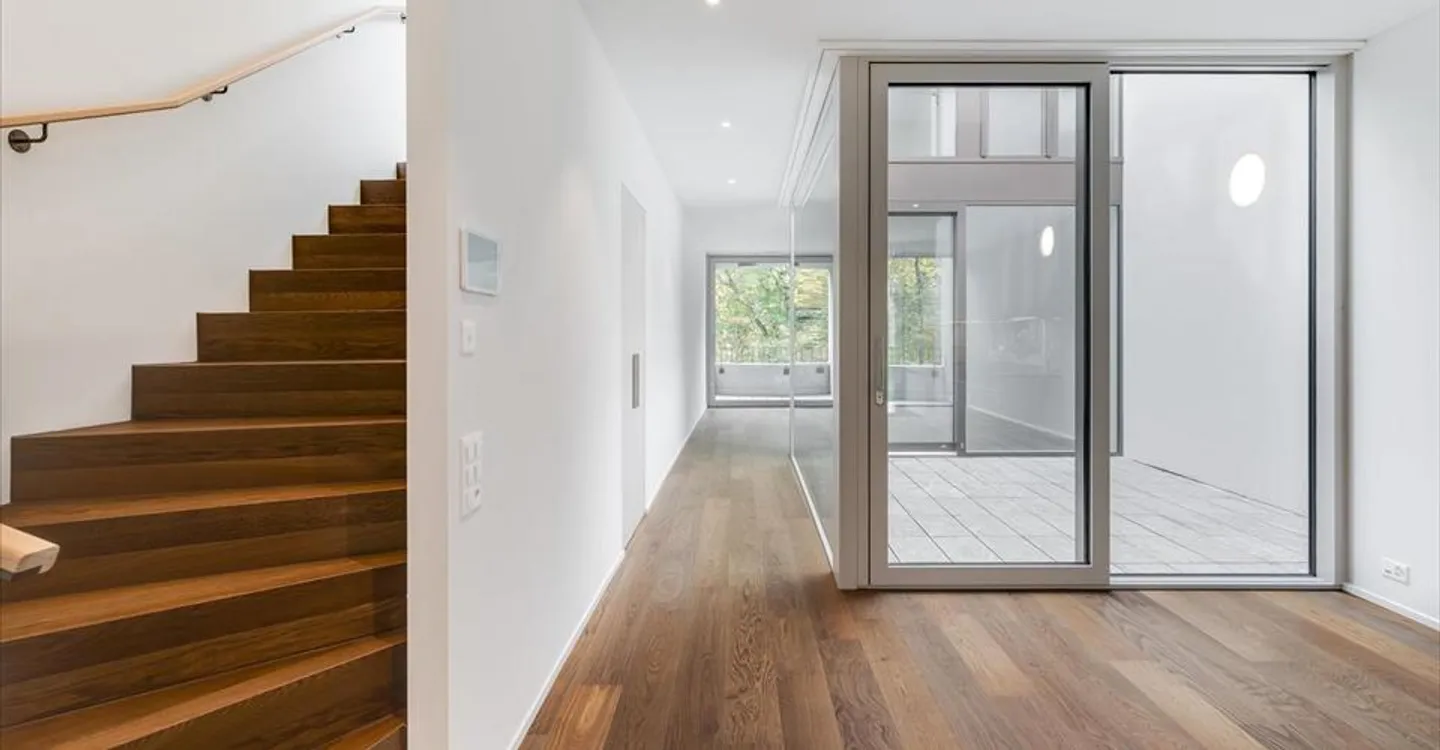 4.5 Room Apartment - Photo 1 of 8