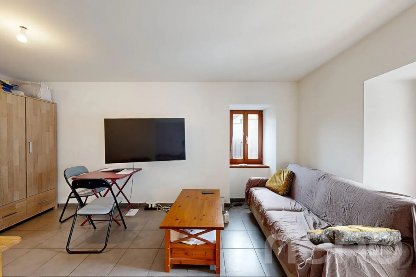 Charming studio of 34 m² with parking space and large cellar - Photo 1 of 10