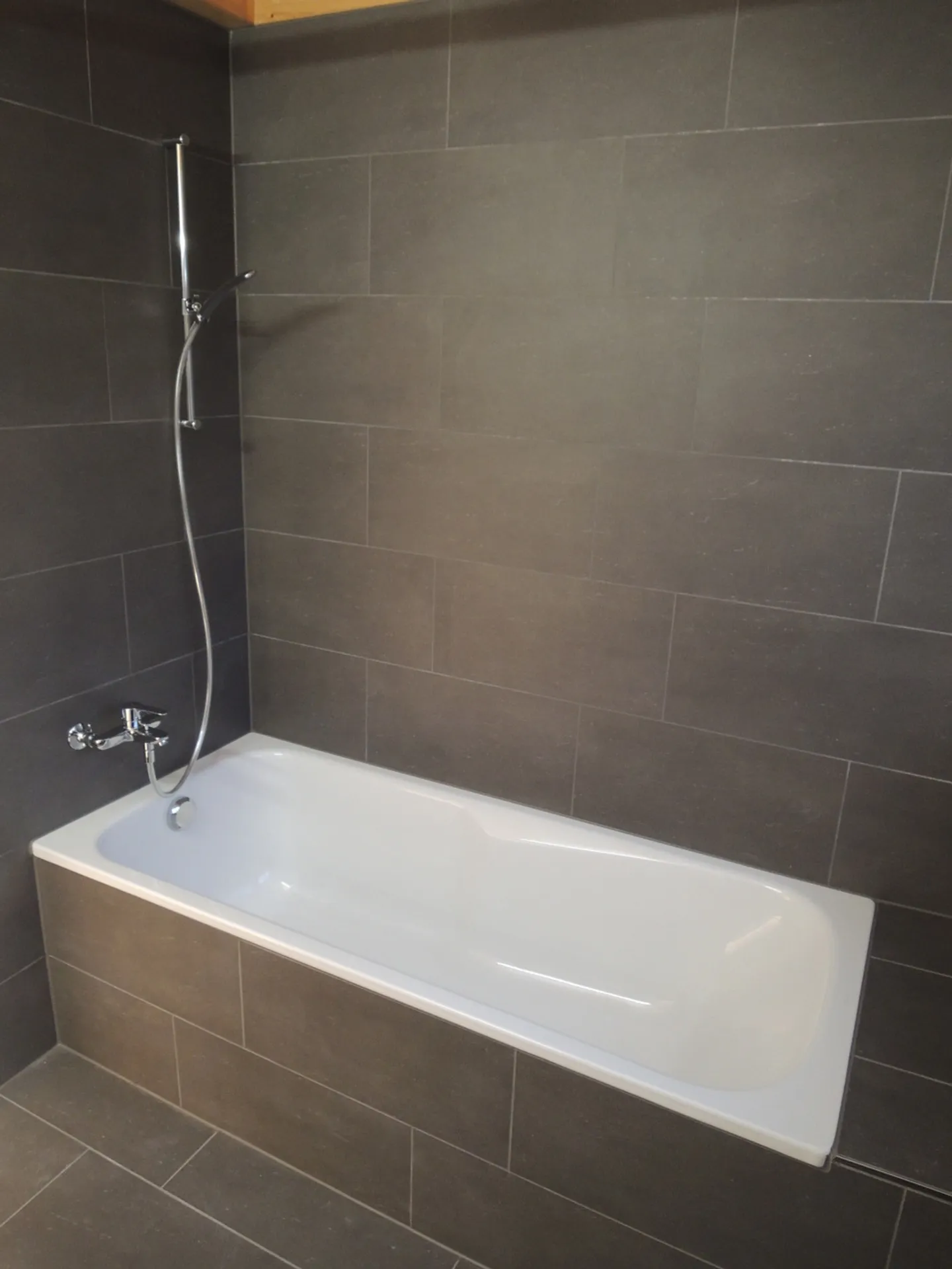 5.5 Room Semi-Detached House in Rural Location - Photo 6 of 8