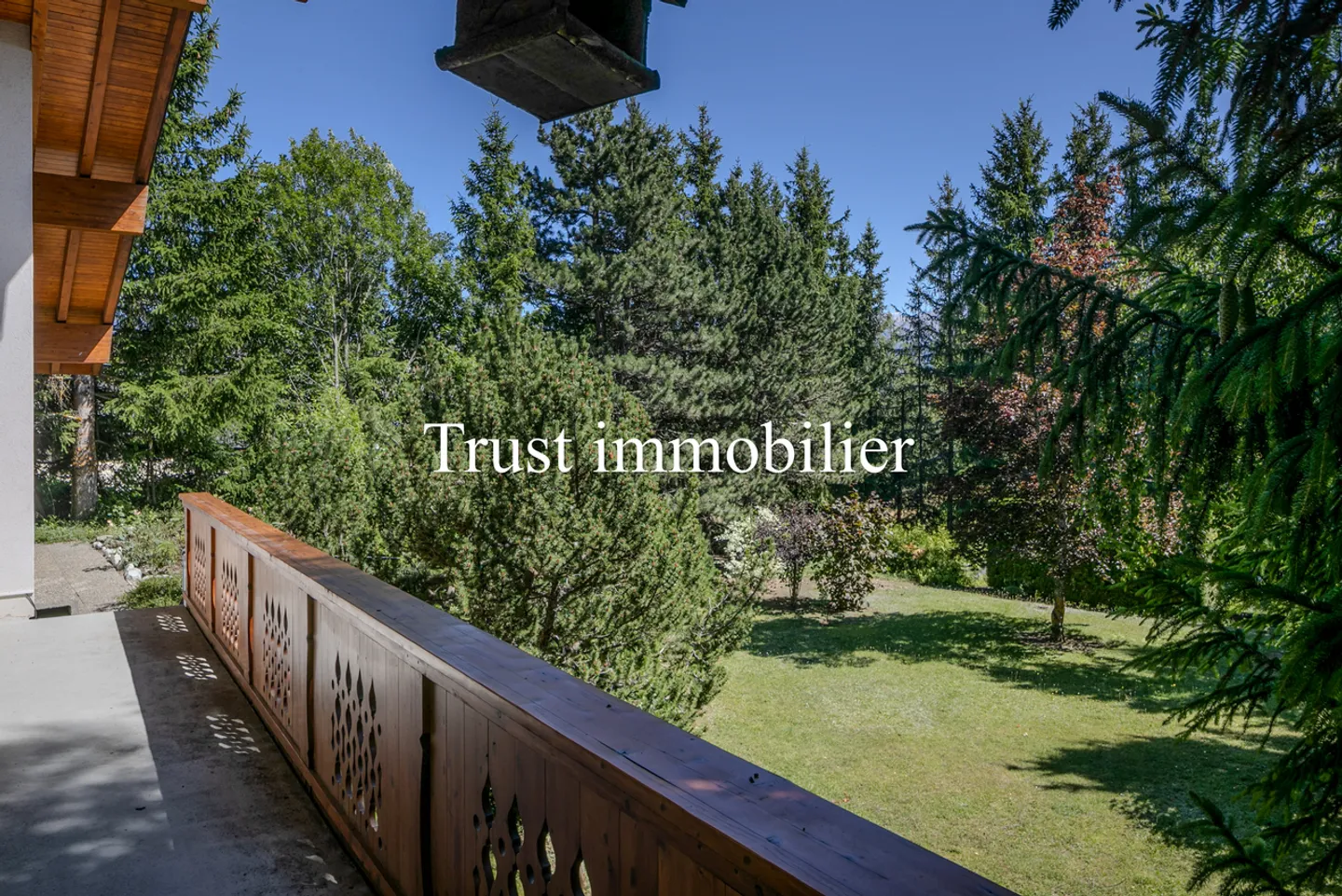 Chalet Charmant à Crans-Montana - Photo 2 sur 13