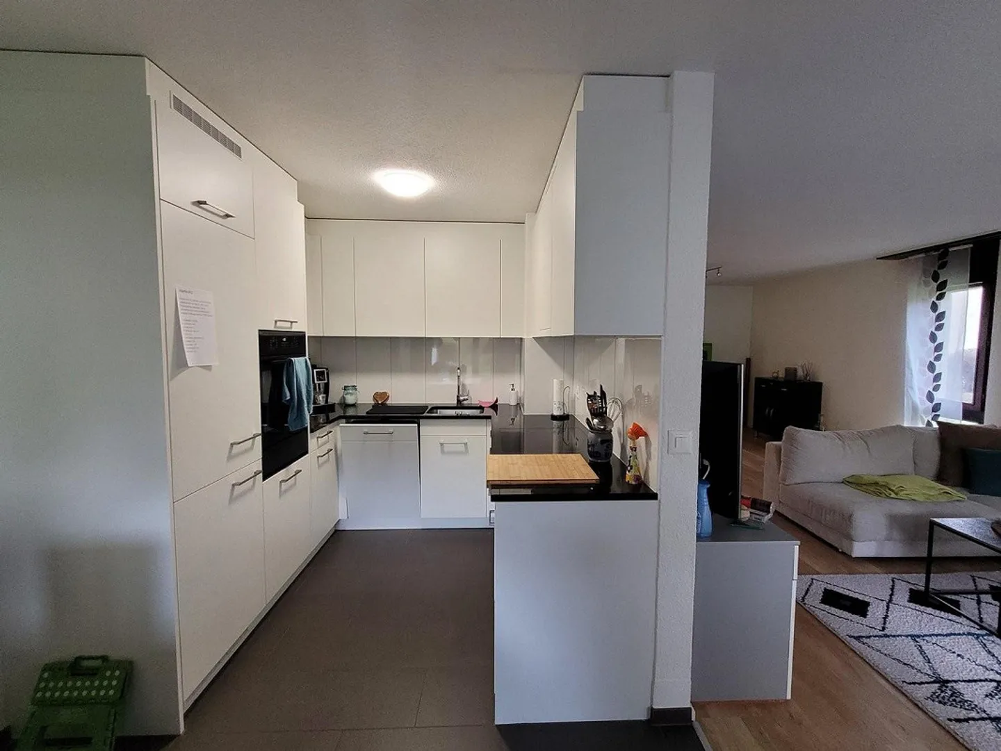 Bell'appartamento di 3,5 stanze con patio - Foto 4 di 9