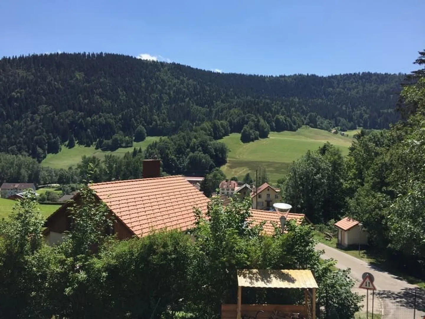 Beautiful 3 room apartment with view - Photo 1 of 11