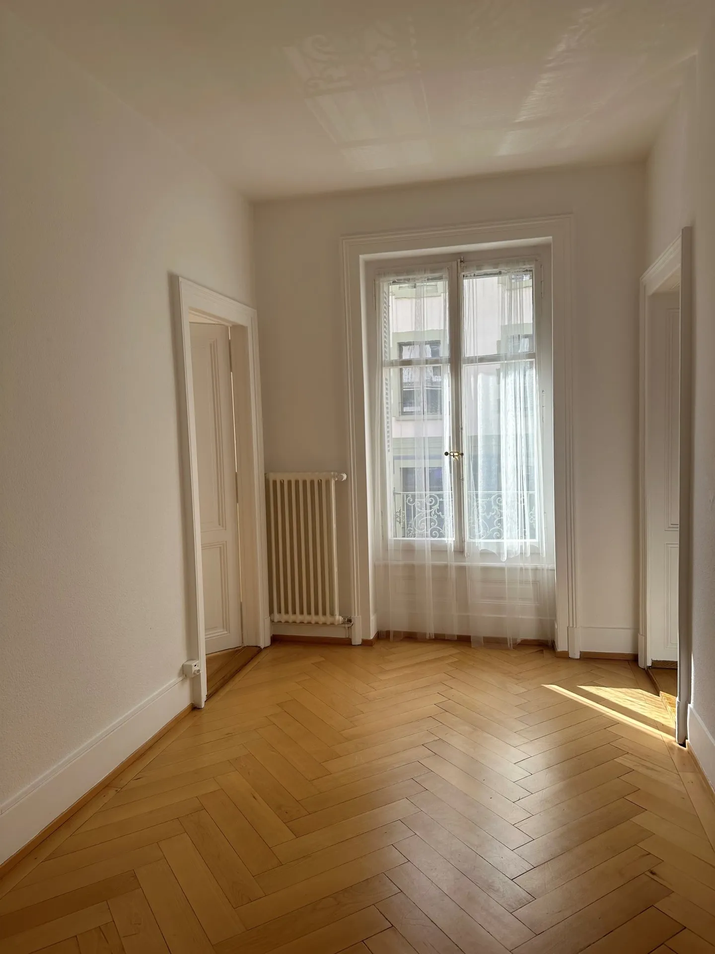 Appartamento con 4.0 stanze al 1° piano - Foto 5 di 7