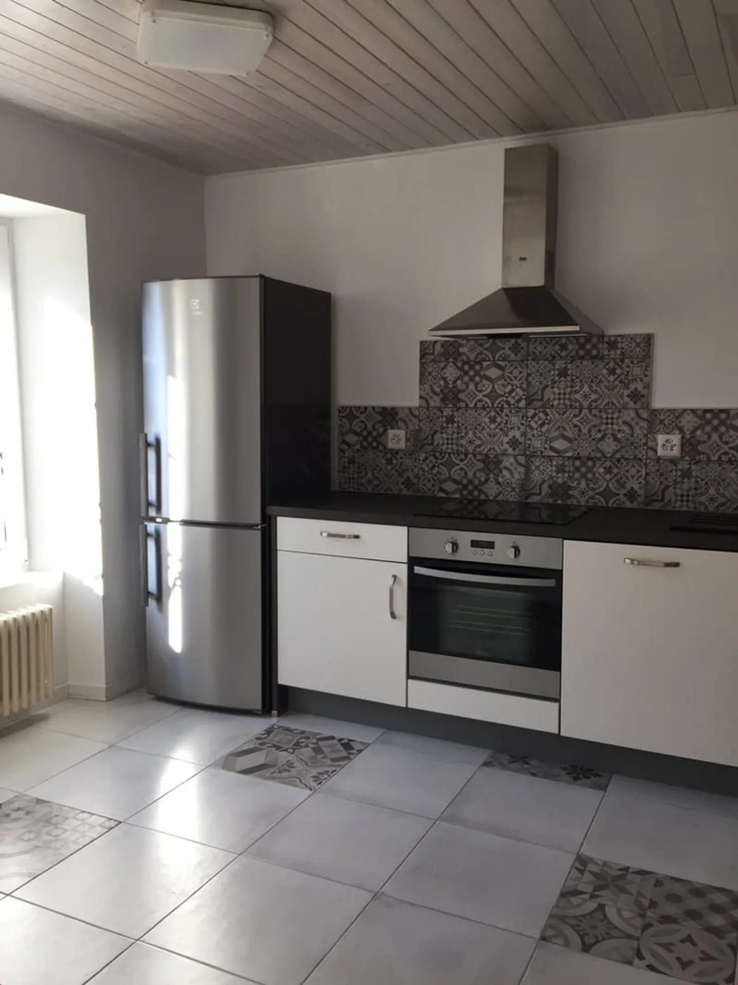 Beautiful 3 room apartment with view - Photo 3 of 11