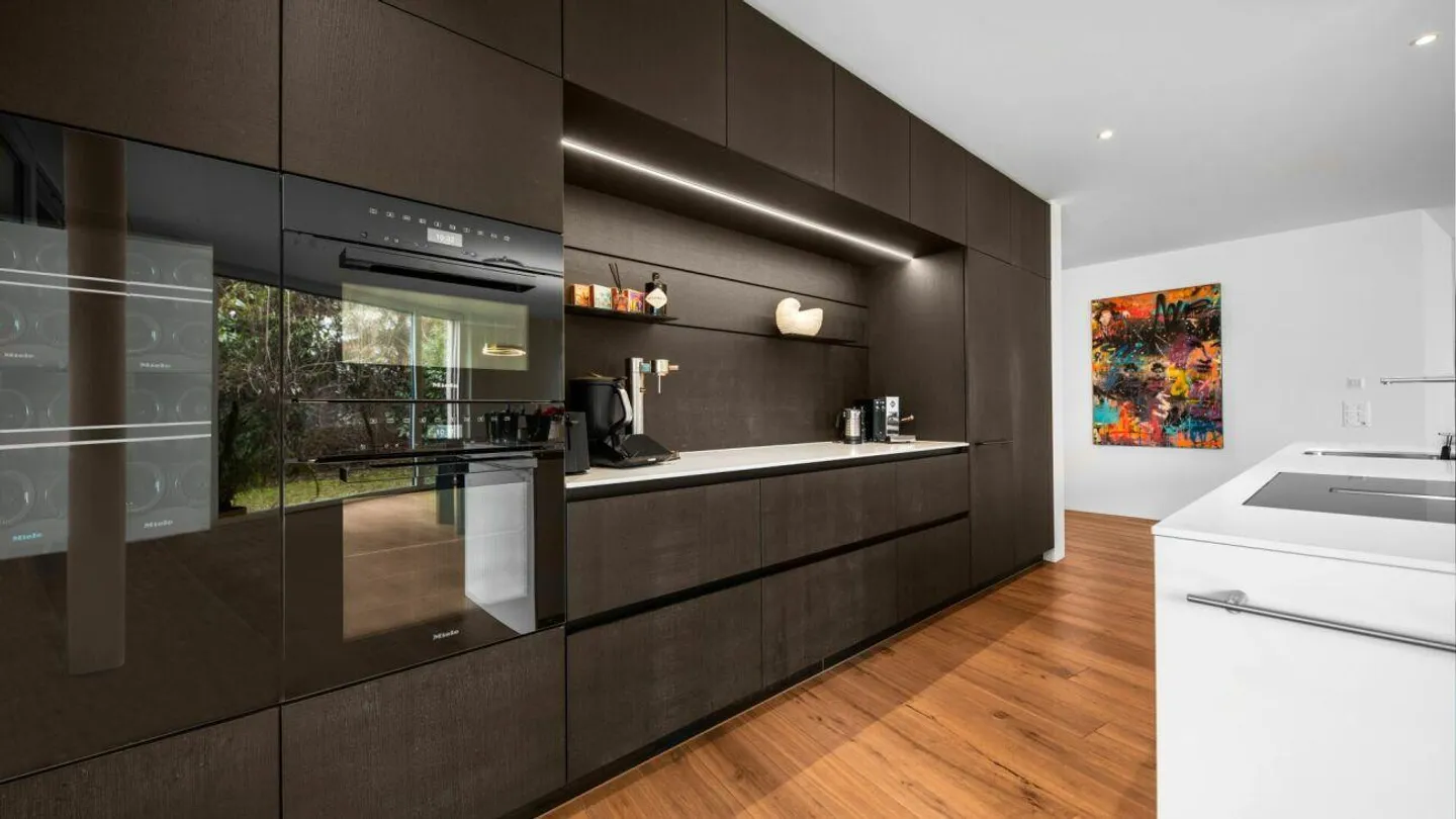 Exklusive 5.5-Zimmer-Gartenwohnung mit vielen Highlights im Belleri... - Foto 9 von 12