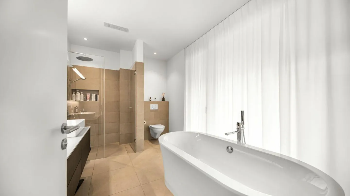 Exklusive 5.5-Zimmer-Gartenwohnung mit vielen Highlights im Belleri... - Foto 11 von 12