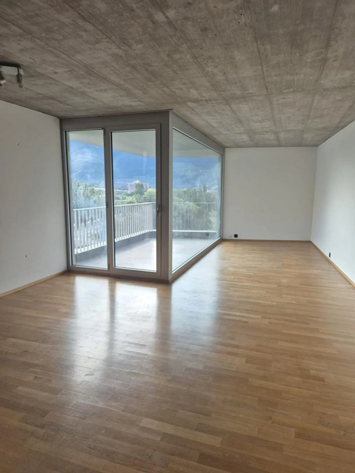Lumineux logement dans le quartier de Vissigen - Foto 4 von 11