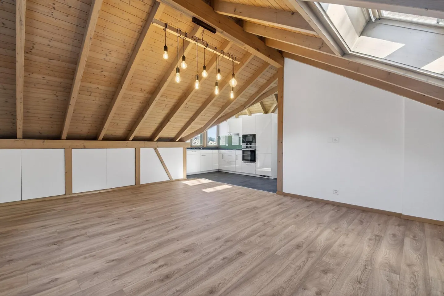 Renoviertes Einfamilienhaus mit Aussicht - Foto 4 von 6