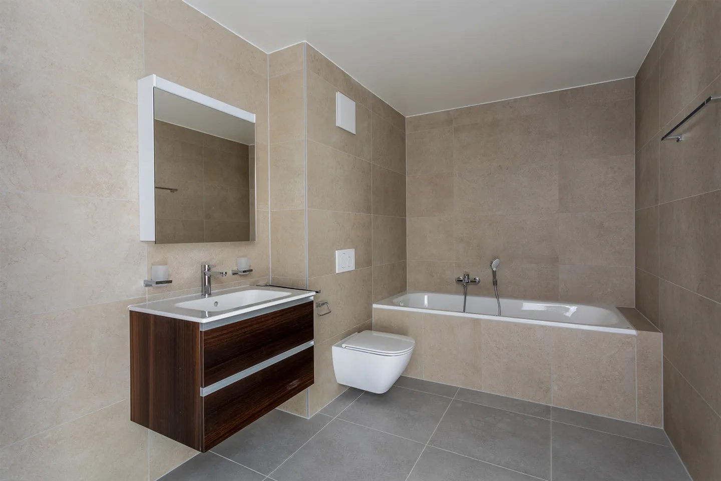 Neubauwohnung mit Garage - Foto 7 von 13