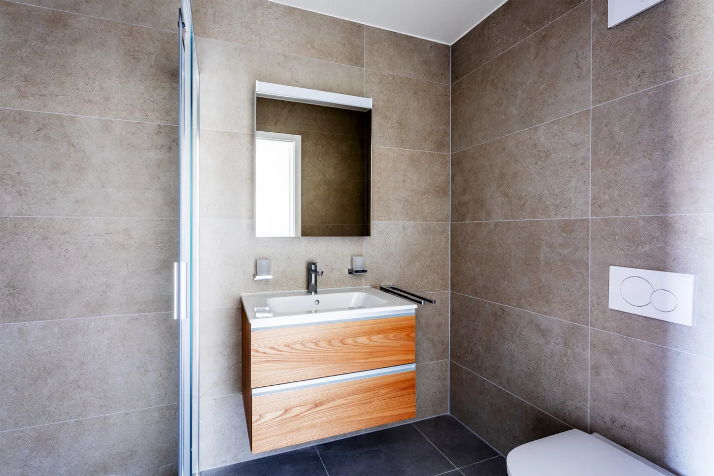 Neubauwohnung mit Garage - Foto 8 von 13