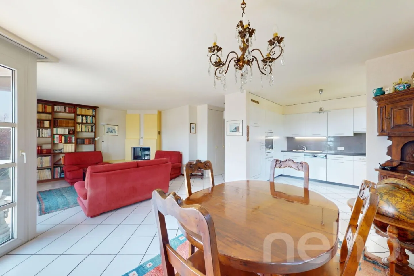 Bright Apartment in Cormondrèche - Photo 5 of 12