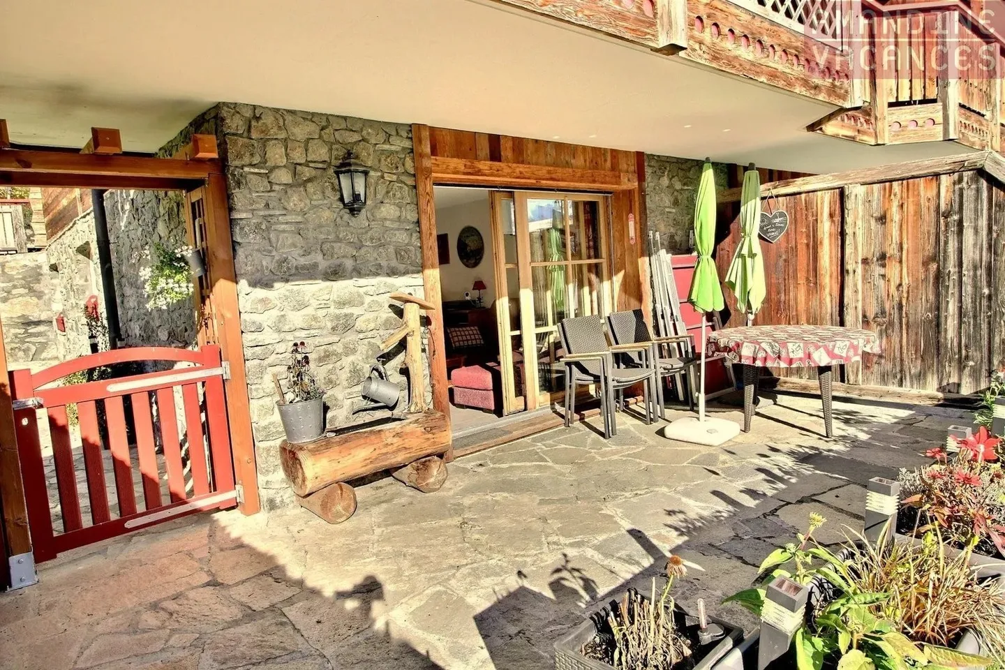 Winter season: superb cozy 2.5-room apartment in a prestigious residence - Photo 13 of 13