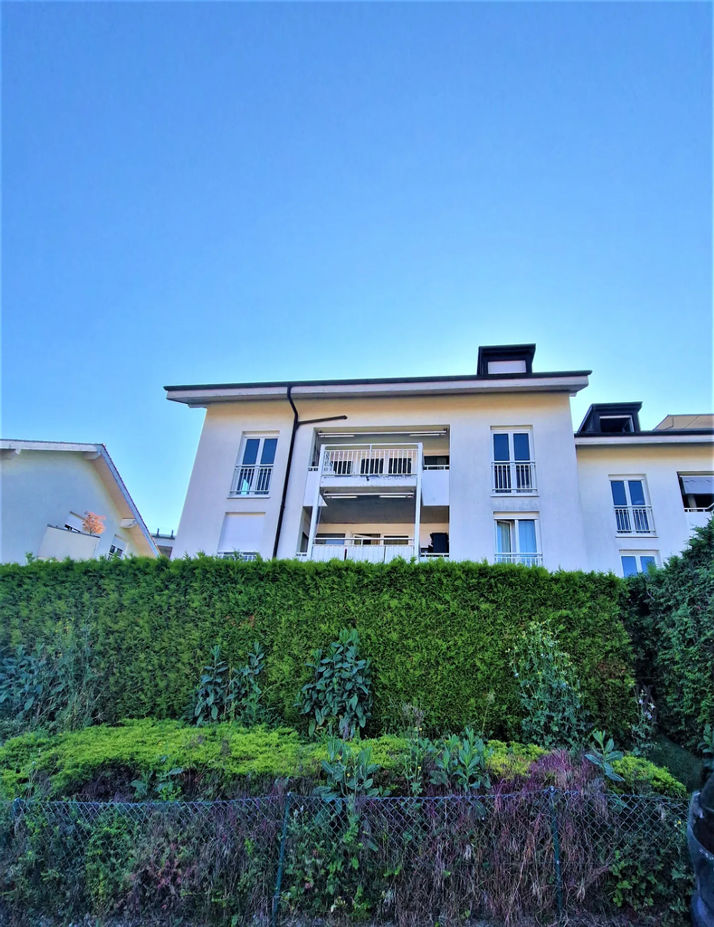 Bel appartement de 5.5 pièces spacieux avec vue lac - Photo 1 sur 12