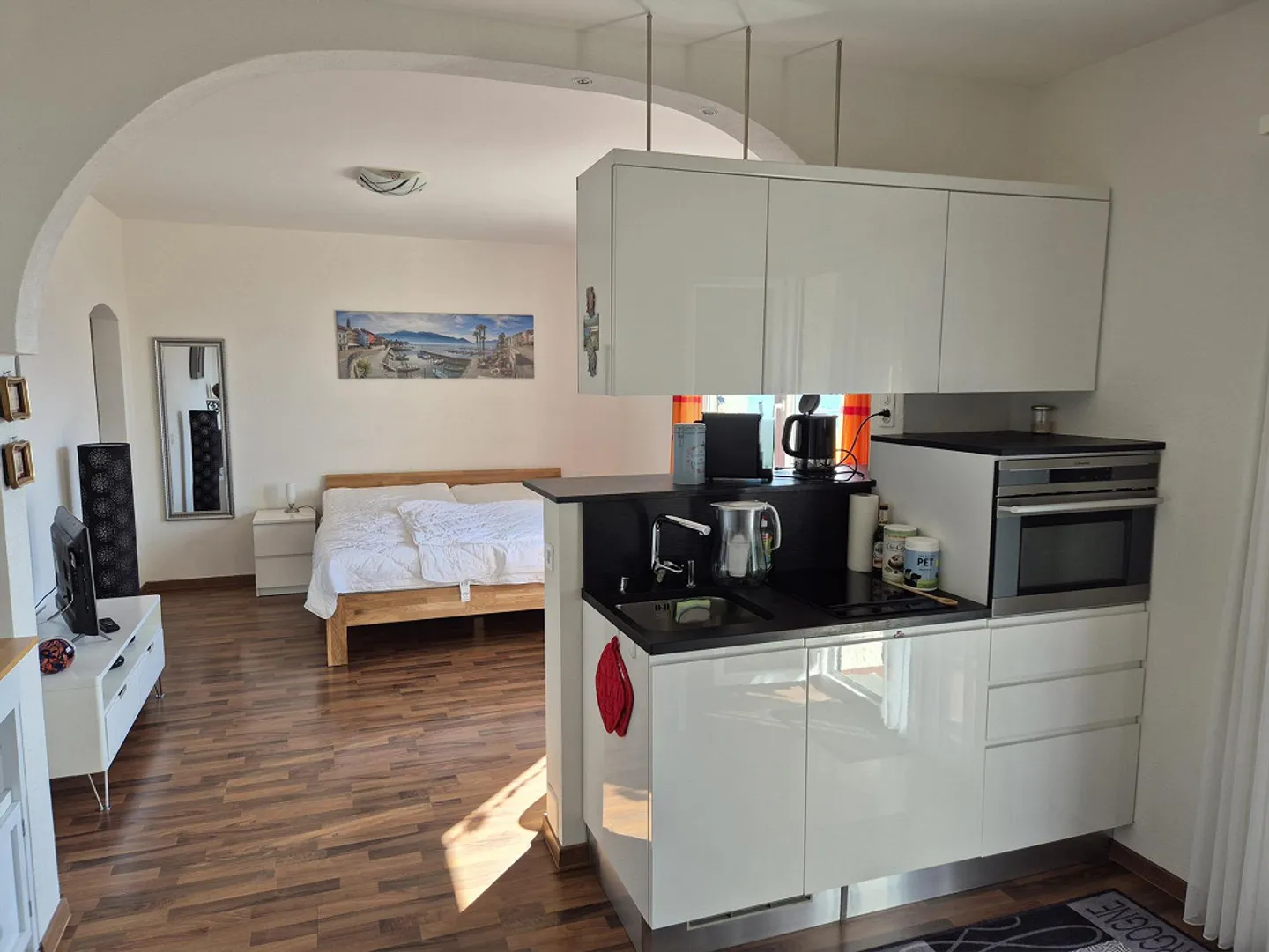 Appartamento per vacanze con residenza secondaria, vista lago da sogno + piscina - Foto 7 di 12