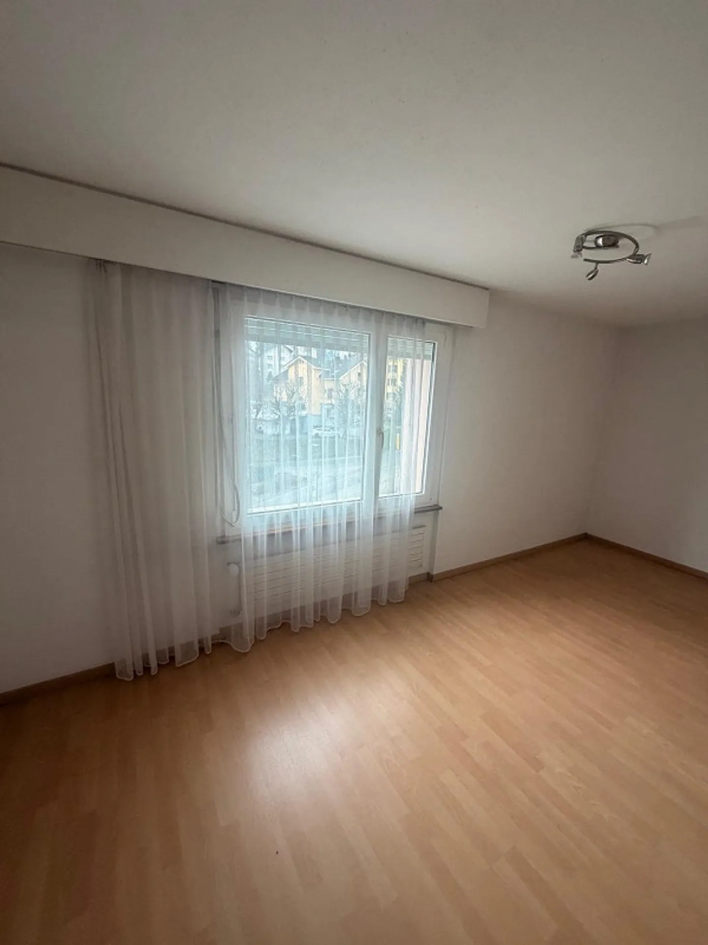 Bella, luminosa appartamento di 3,5 stanze con potenziale in vendita. - Foto 2 di 23