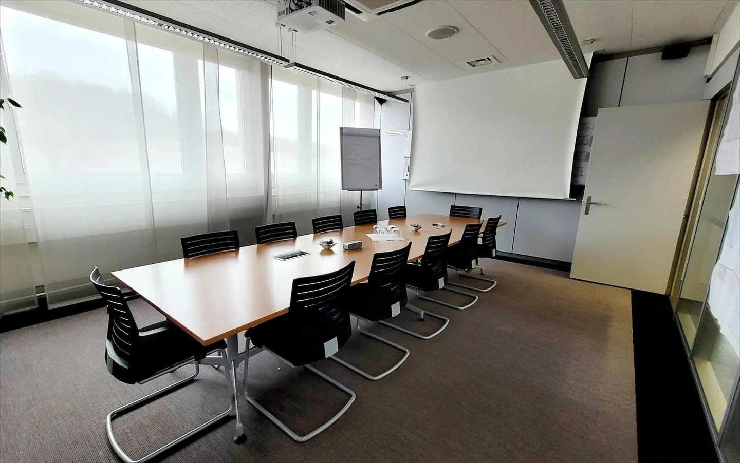 sofort bezugsfähige Büroflächen in geschäftigem Logistikindustriequartier - Foto 4 von 4