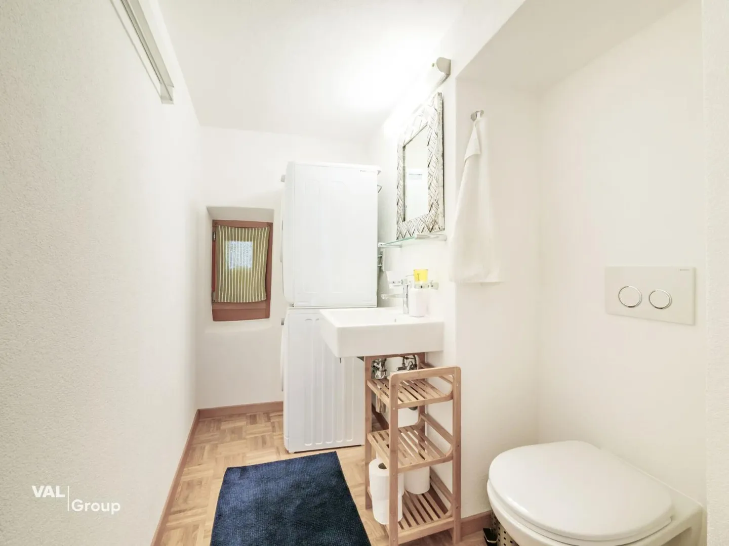 Vivere individuale su quattro livelli nel centro di Leuk - Foto 8 di 11
