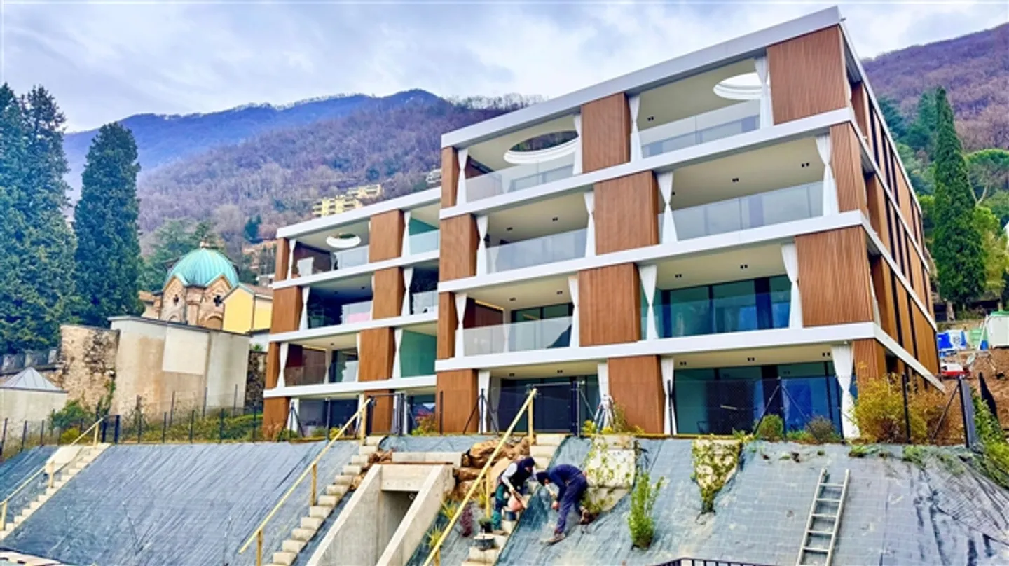 New luxurious apartment directly on Lake Lugano - Photo 9 of 20