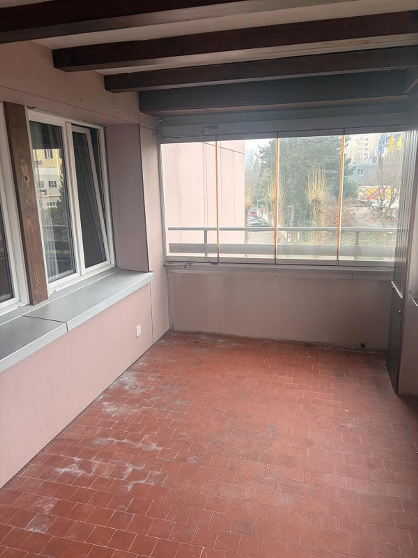 Bella, luminosa appartamento di 3,5 stanze con potenziale in vendita. - Foto 21 di 23