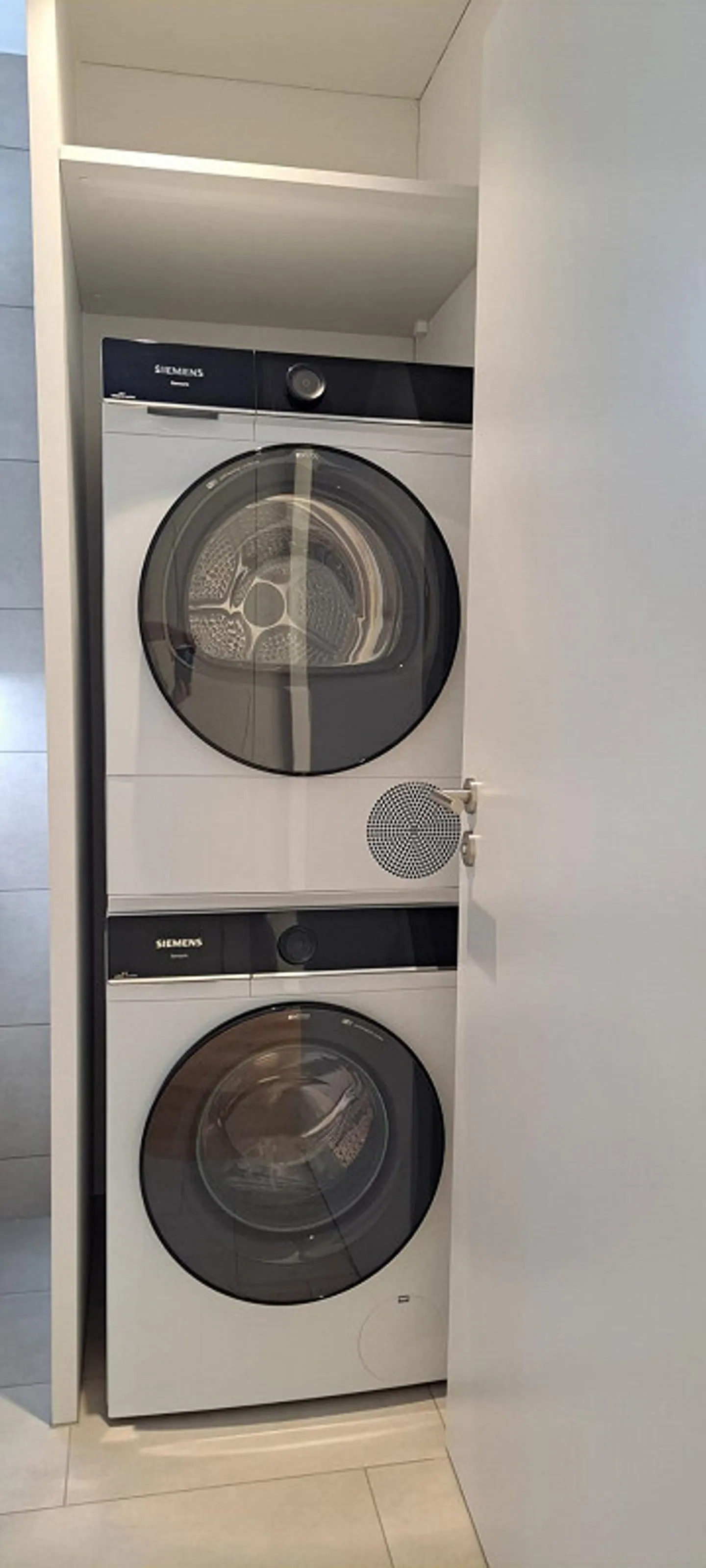 Appartement moderne de 4,5 pièces avec jardin et garage à Emmen - Photo 13 sur 26