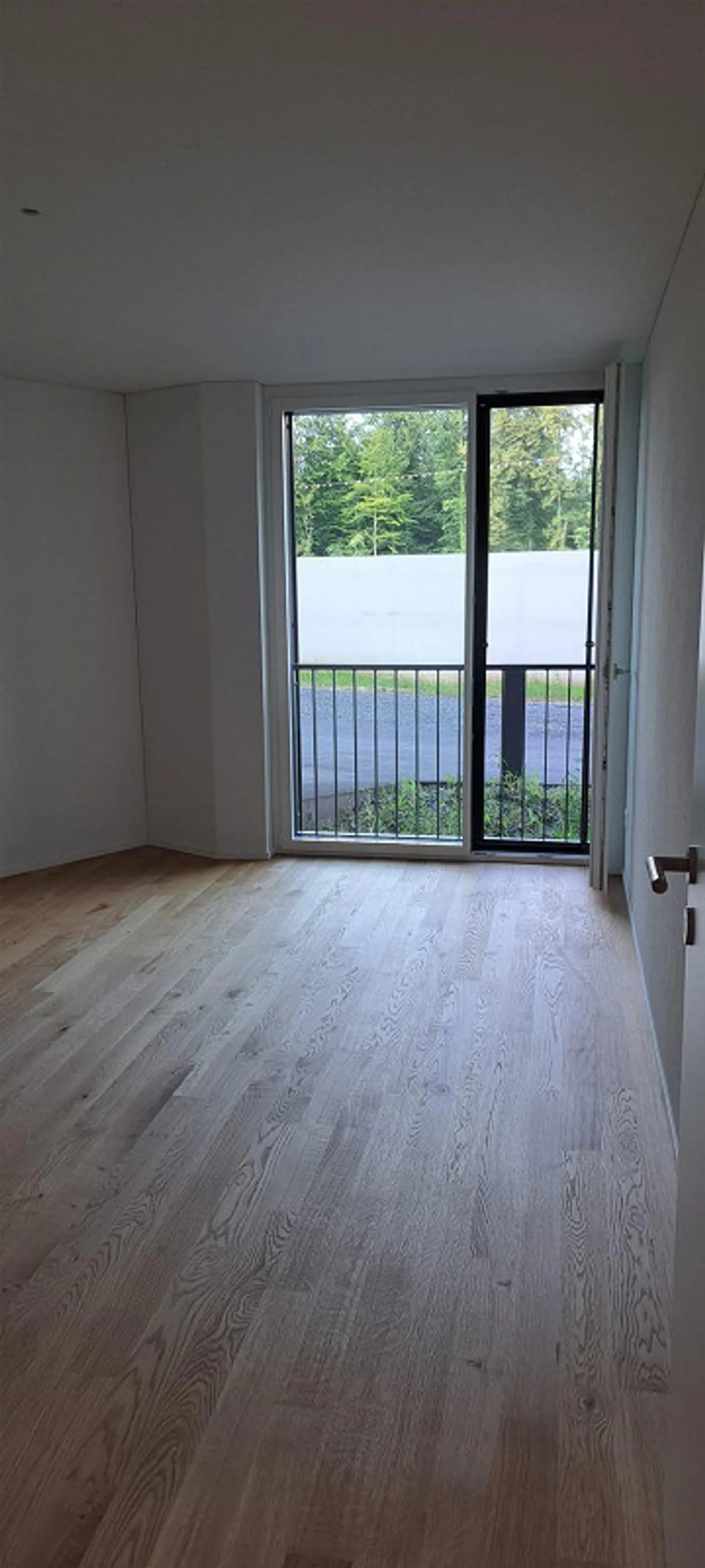 Appartement moderne de 4,5 pièces avec jardin et garage à Emmen - Photo 10 sur 26