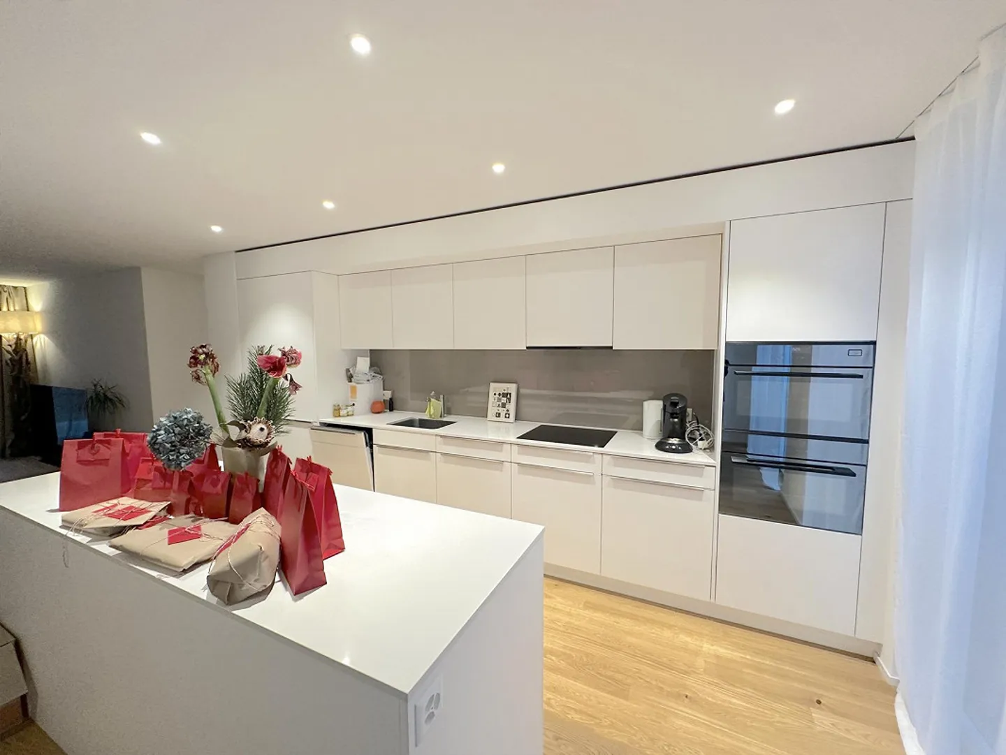 Appartement moderne de 4,5 pièces avec jardin et garage à Emmen - Photo 21 sur 26