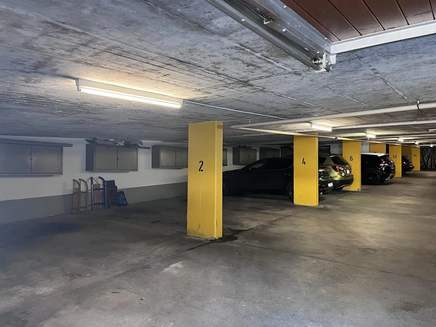 Parking space for rent in Adliswil - Photo 1 of 1