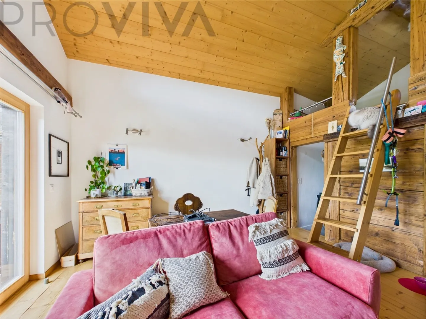 Combination of Tradition & Comfort - Photo 5 of 7