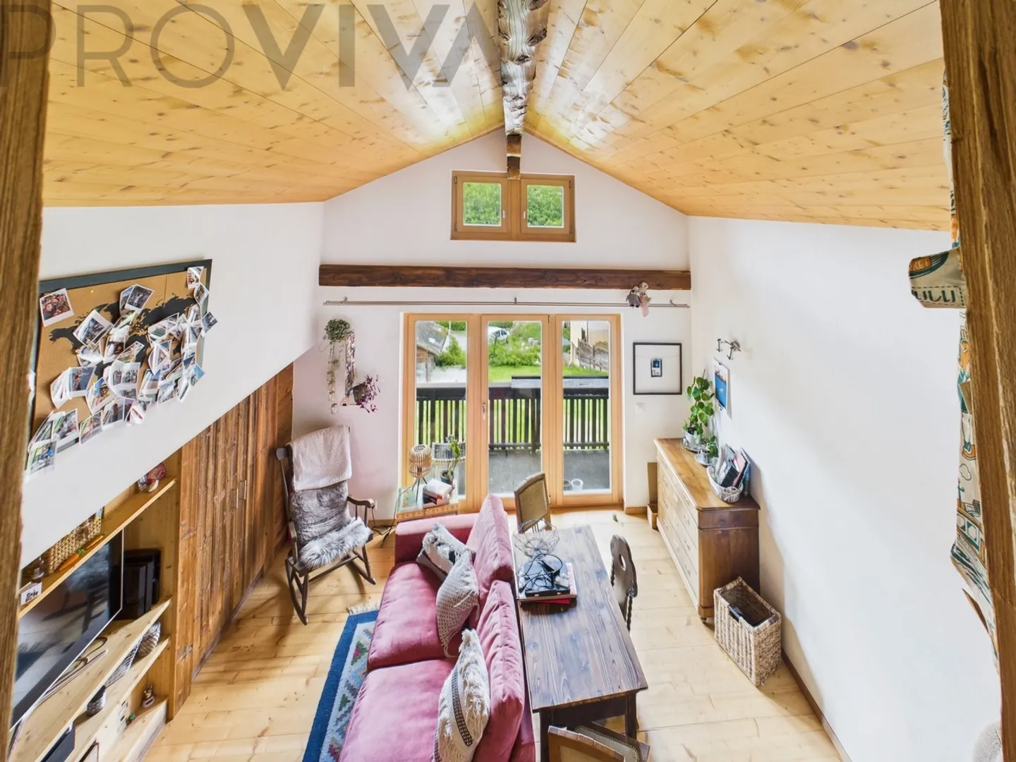 Combination of Tradition & Comfort - Photo 6 of 7