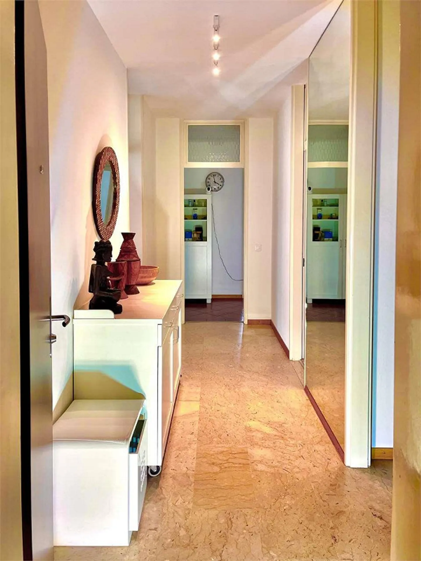 Geräumige Möblierte Wohnung - Foto 9 von 11