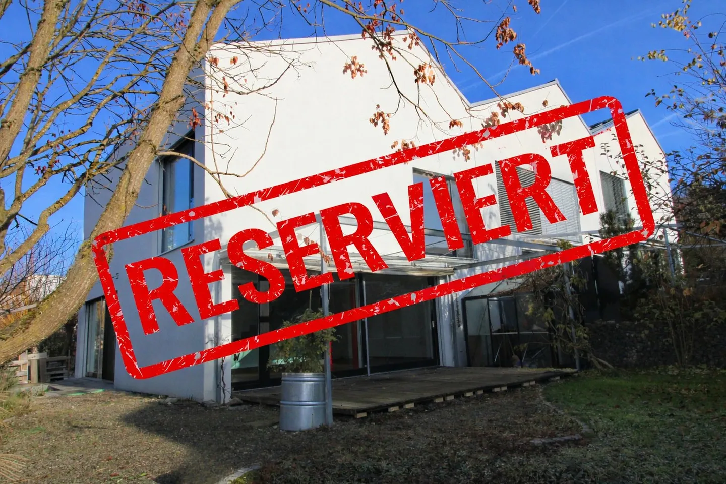 RÉSERVÉ - Maison de coin exclusive de 6,5 pièces à Obfelden - Photo 1 sur 17