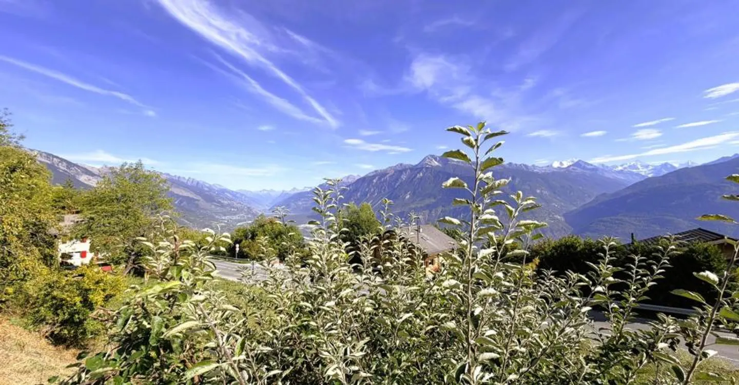 MAGNIFIKANTER LOFT MIT 2,5 ZIMMERN - SEHR GERÄUMIG UND SEHR HELL - WUNDERSCHÖNER BLICK - RUHIGE LAGE - GUT GELEGEN - Foto 16 von 17