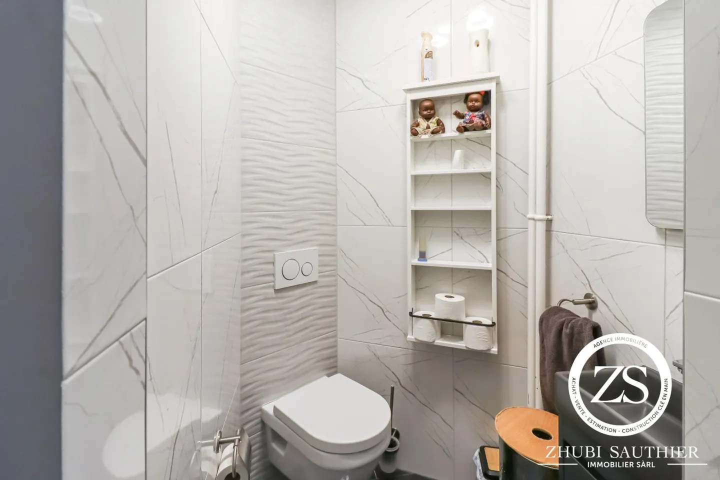 Renovated 4-room apartment in St-Pierre-de-Clages - Photo 12 of 14