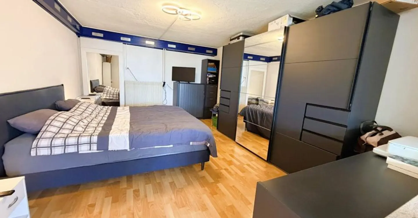 MAGNIFIKANTER LOFT MIT 2,5 ZIMMERN - SEHR GERÄUMIG UND SEHR HELL - WUNDERSCHÖNER BLICK - RUHIGE LAGE - GUT GELEGEN - Foto 10 von 17