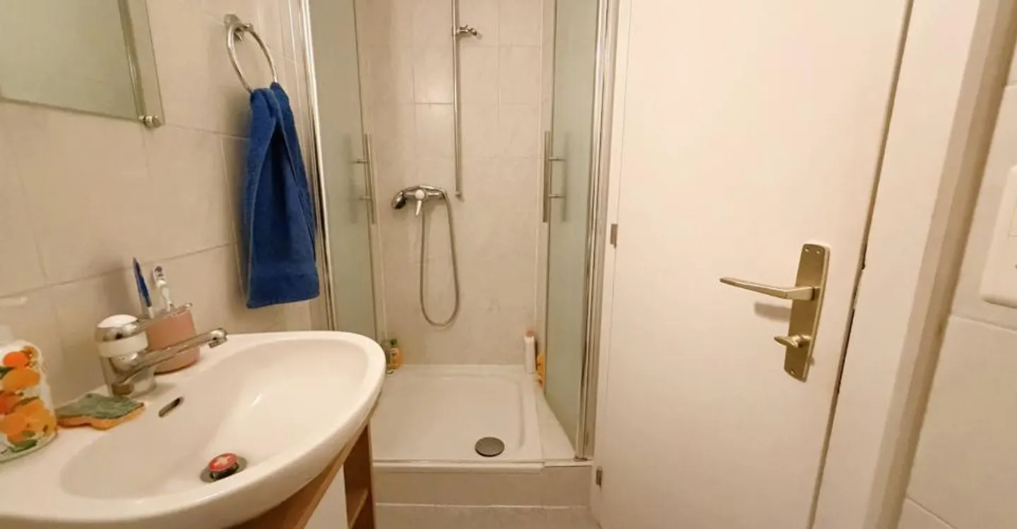 MAGNIFIKANTER LOFT MIT 2,5 ZIMMERN - SEHR GERÄUMIG UND SEHR HELL - WUNDERSCHÖNER BLICK - RUHIGE LAGE - GUT GELEGEN - Foto 12 von 17