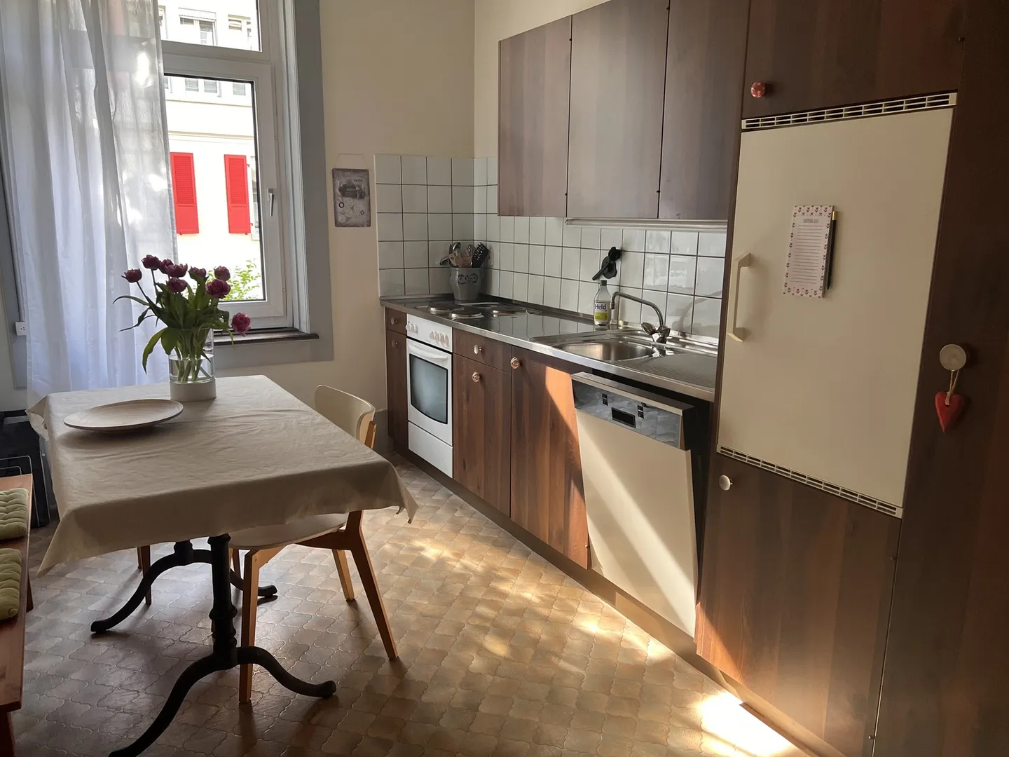 Apartment for rent - Photo 6 of 8