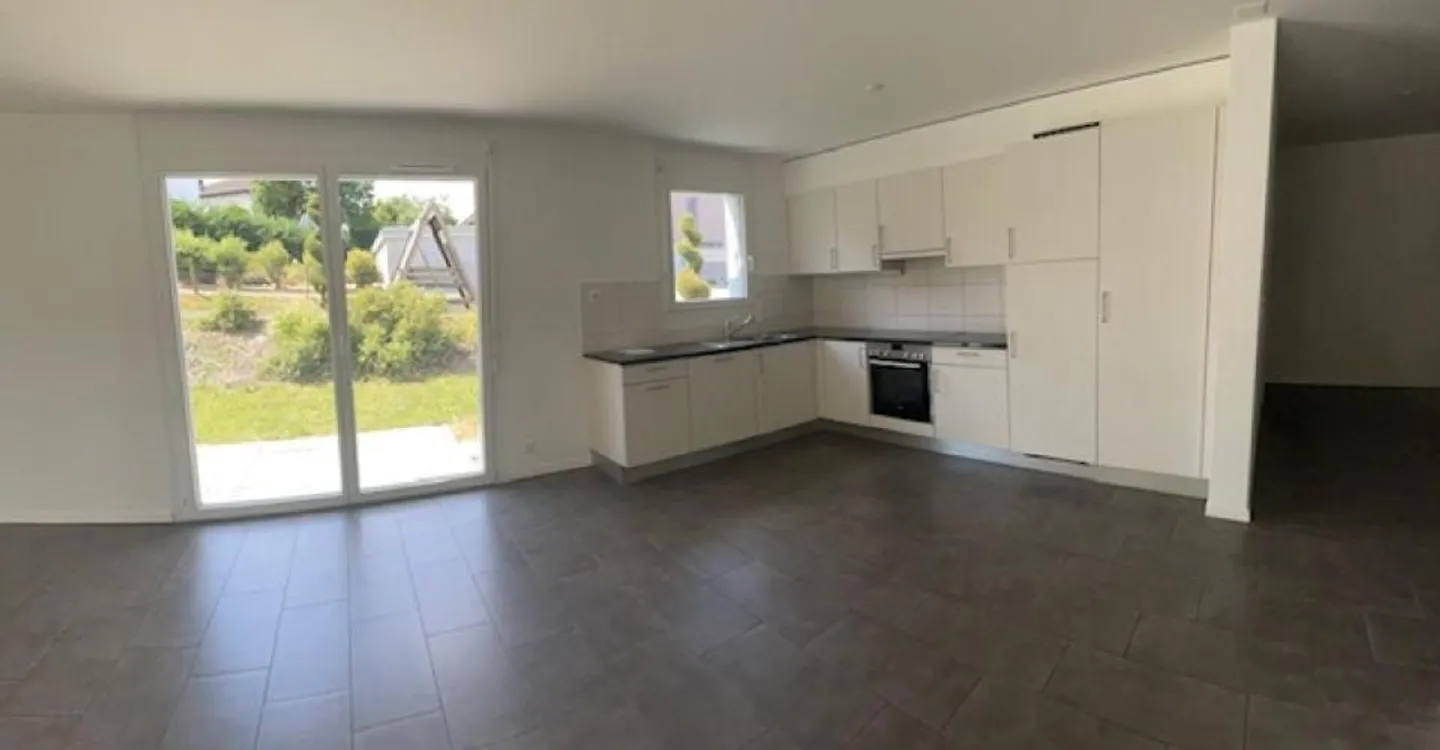 Appartement moderne avec jardin - Photo 2 sur 10