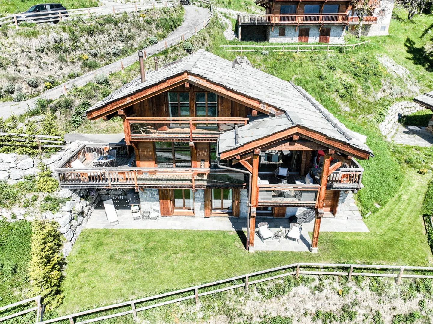 Magnifico chalet recente di alta classe - Foto 1 di 47